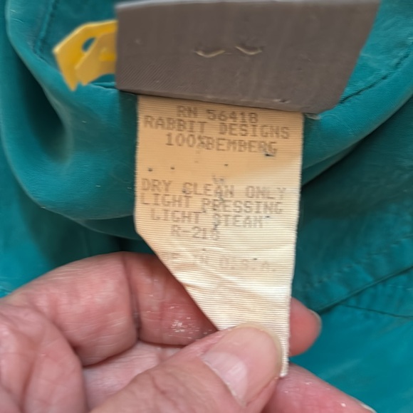 Very soft turquoise short button down shirt. Feels like silk. 2 pockets - Picture 5 of 5